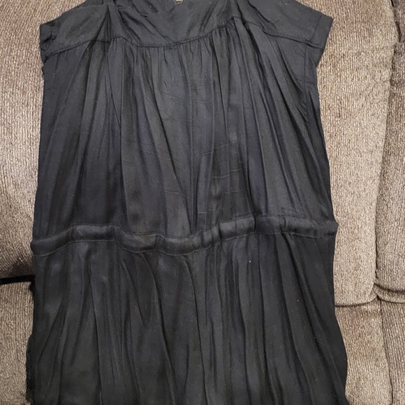 Romper - Picture 3 of 4